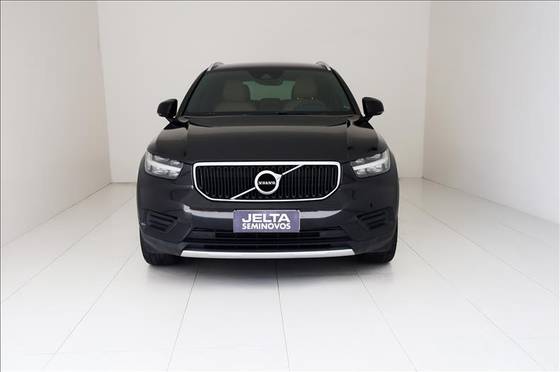 VOLVO XC40 2.0 T4 GASOLINA MOMENTUM GEARTRONIC